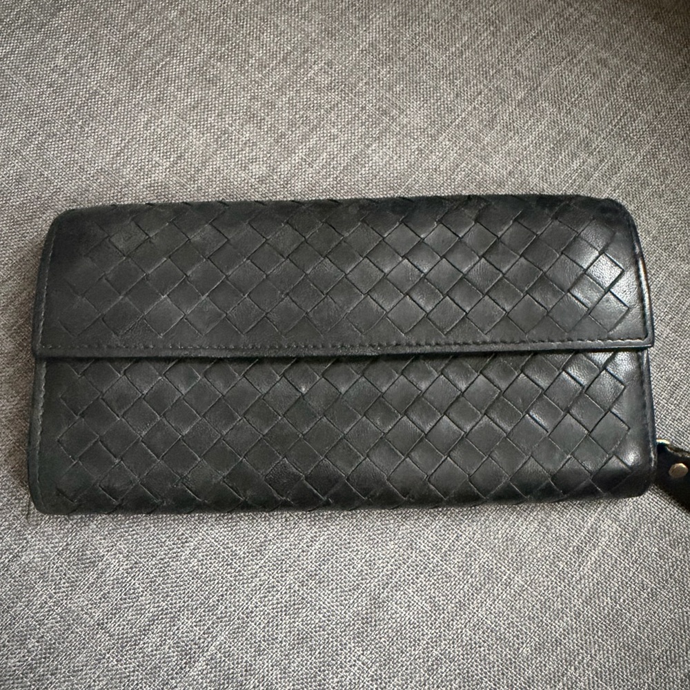 Bottega Veneta Black Woven Wallet